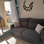 Apartmán Joli Climatise Avec Piscine Et Du Grazel A 180m