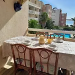 Joli Climatise Avec Piscine Et Du Grazel A 180m