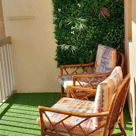 Joli Résidence Avec Piscine Et Du Grazel à 180m Appartamento *