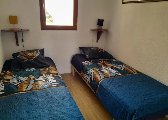 Joli Appartement Climatise Residence Avec Piscine Et Plage Du Grazel A 180M גרואיסאן