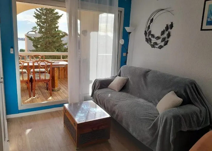 Joli Appartement Climatise Residence Avec Piscine Et Plage Du Grazel A 180M *